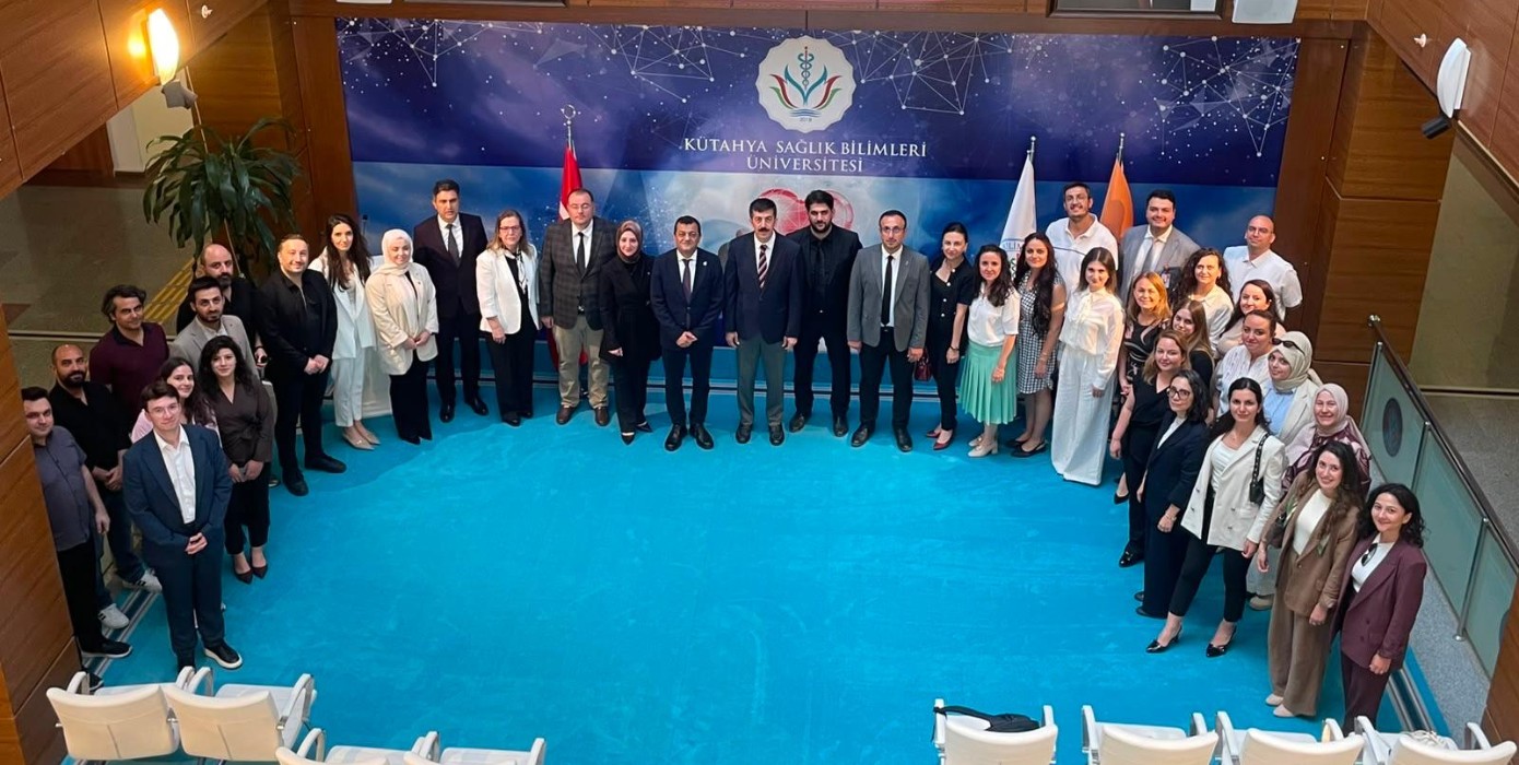 TÜSEB Heyetinden KSBÜ'ye Ziyaret: "Sağlıkta Üreten Türkiye" Vizyonu Kapsamında Projeler Değerlendirildi